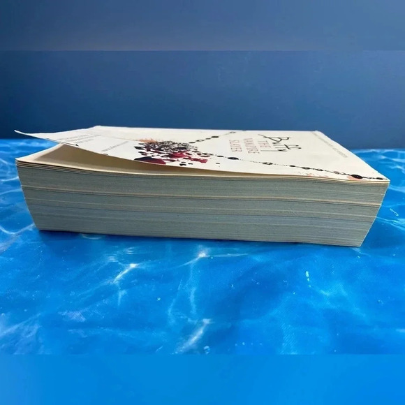 Buffy the Vampire Slayer 1: Coyote Moon; Night of the Living Rerun,
๐งโโ๏ธ๐ - Picture 7 of 7